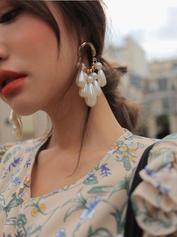 the republic of korea 2019 new pattern Trendsetter Pearl Earringsin the Women's clothing/Boutique , Bra  category - from Buy2taobao.com to provide professional Taobao agent buy service