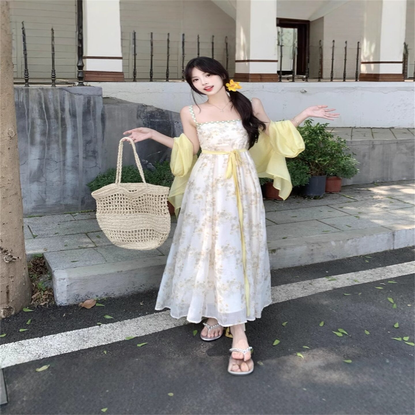 法式碎花吊带连衣裙女两件套绑带高腰A字裙显瘦长裙大码夏秋防晒