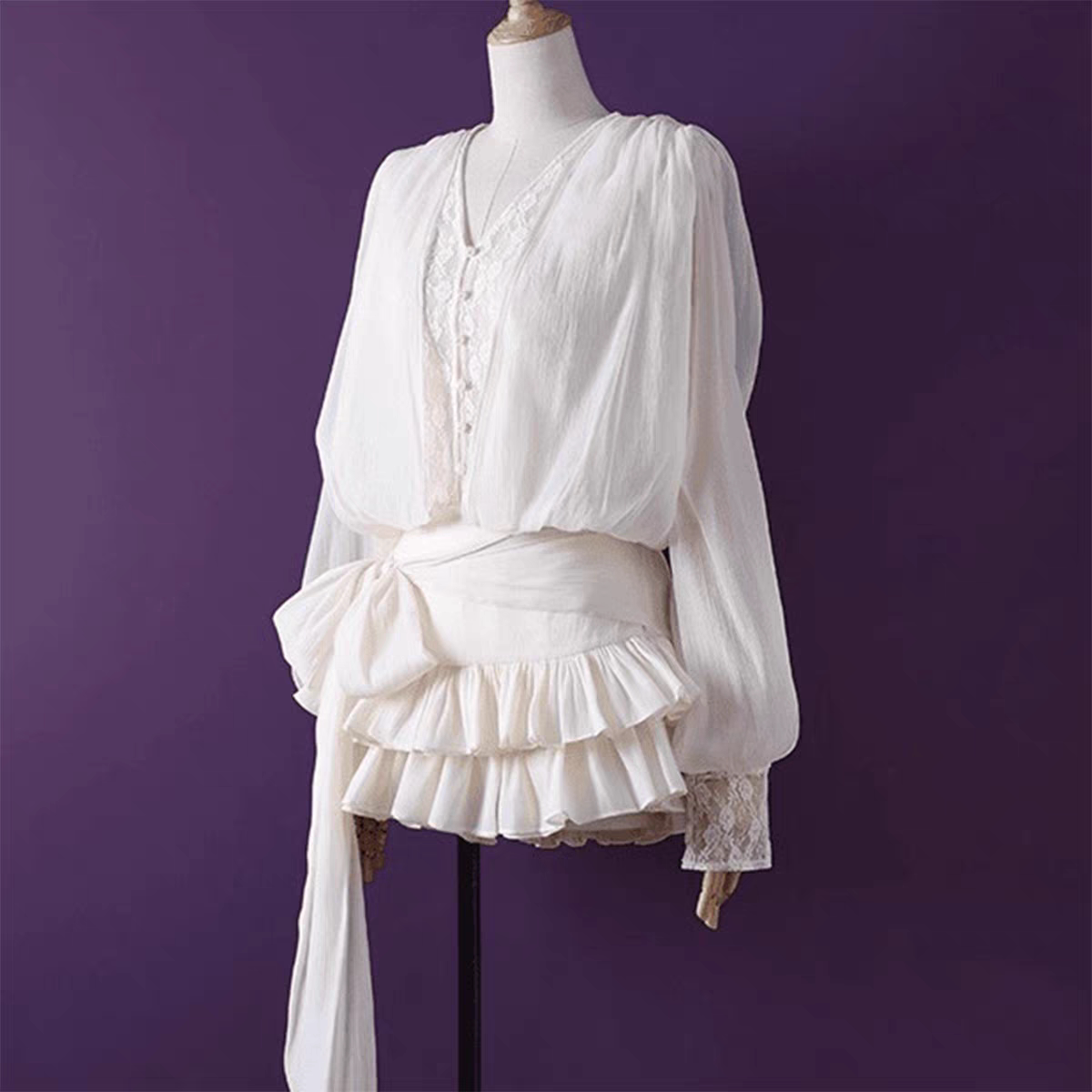 网红同款2025秋季新品蕾丝拼接飘带蝴蝶结灯笼袖连衣裙女短裙套装