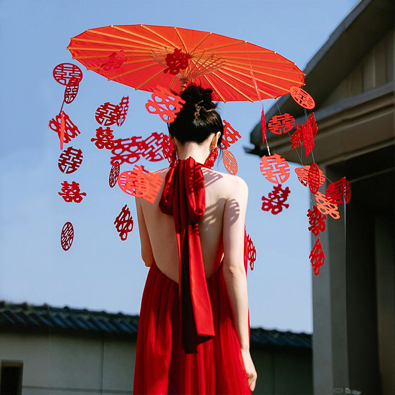 结婚新娘拍照道具红伞出嫁中式
