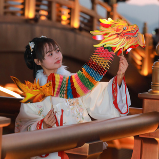 2026马年新年蜂窝舞龙灯笼新年儿童幼儿园春节过年纸龙拉花装饰品