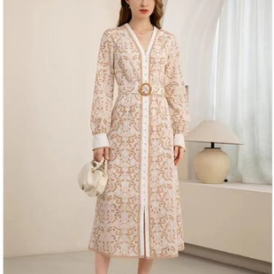 澳洲品牌镂空绣花2025新款小香风高级感高档长袖连衣裙女春秋