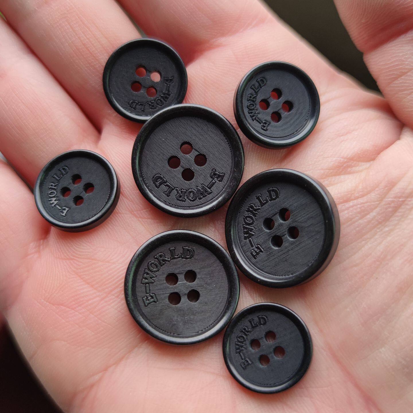 黑色西装袖口外套门襟细边四眼钮扣高档磨砂刻字定制天然果实纽扣