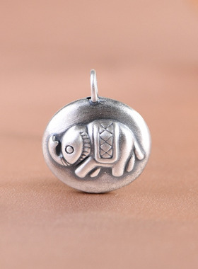 S990足银吊坠简约小巧吉象锁骨链吊饰diy手工配饰挂件