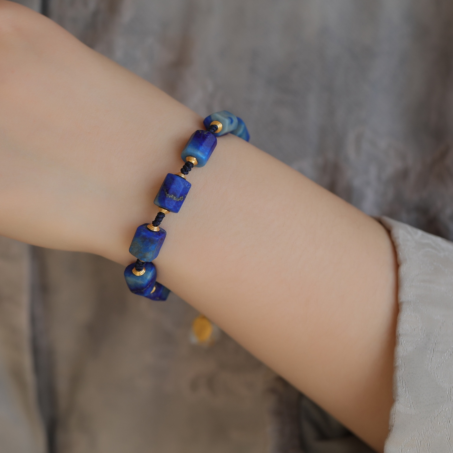 纯手工天然青金石原石手链搭配青金石转环白水晶玉兰花鎏金叶子