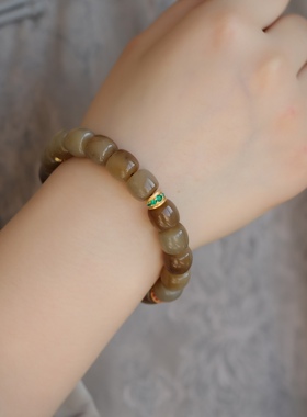 高端定制天然和田玉糖料直切手链搭配纯银鎏金镶嵌红绿宝石红刚玉