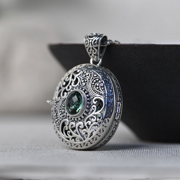 S925纯银复古泰银镂空镶锆石香囊项饰女泰银嘎乌盒吊坠