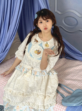 森系复古蓝色碎花拼接短袖连衣裙花朵绣花娃娃领少女蝴蝶结长裙子