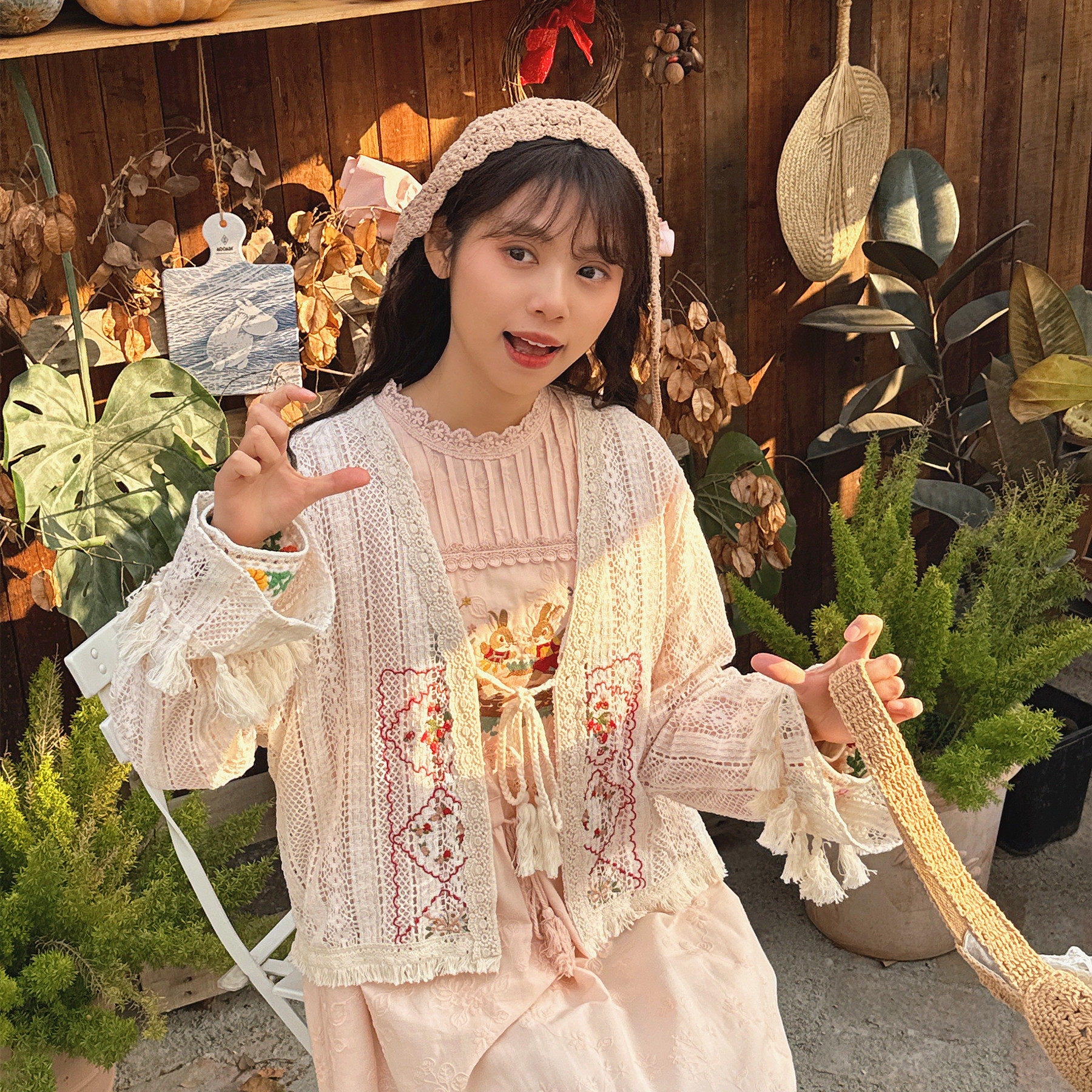 森系温柔少女蕾丝钩花镂空流苏披肩复古花朵绣花开衫小外套斗篷