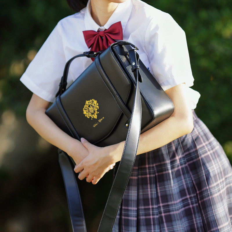 大小姐原创制服包优等西式手提学生装邮差包双肩电脑书包校供3way