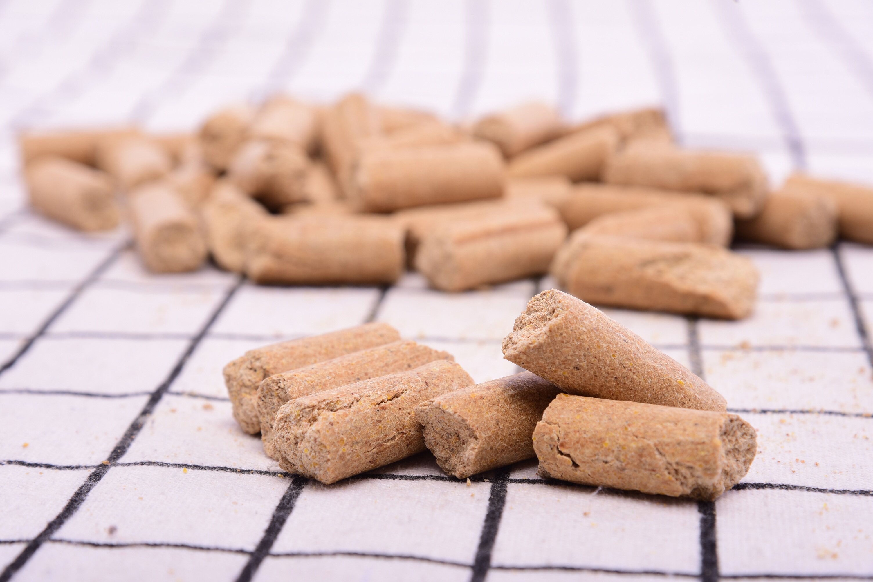 大小鼠饲料20斤大包更实惠繁殖鼠粮实验室鼠粮清洁鼠粮裸鼠