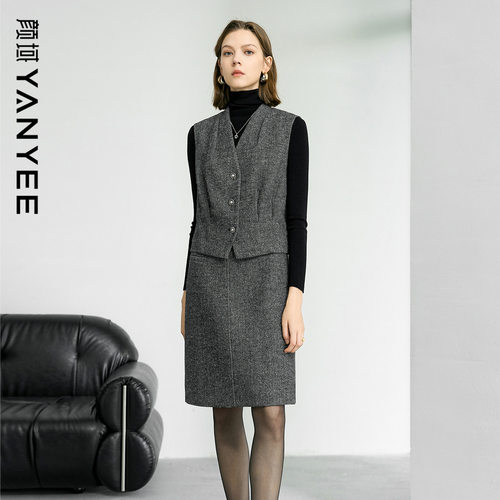 毛呢马甲外套半身裙两件套装