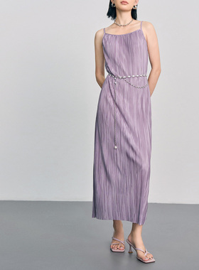 颜域紫色吊带连衣裙女士2026夏季新款度假风过膝直筒修身气质长裙