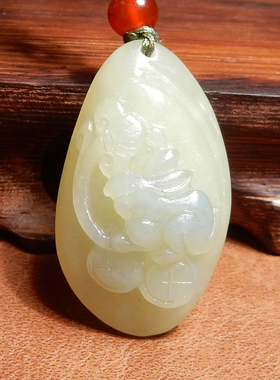 方言和田玉新疆且末黄口带蓝吊坠