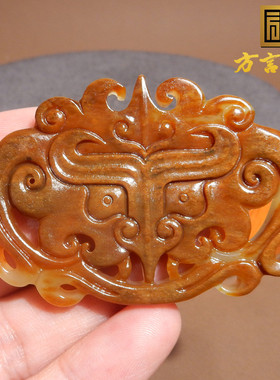 吴春强大师作品老熟如酥粟子黄色黄玉籽料带玉种仿古兽面吊坠w1