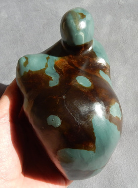 惊呆方言和田玉镇店金鹿皮蓝色蓝玉原生籽料异型意境原石玩料w2