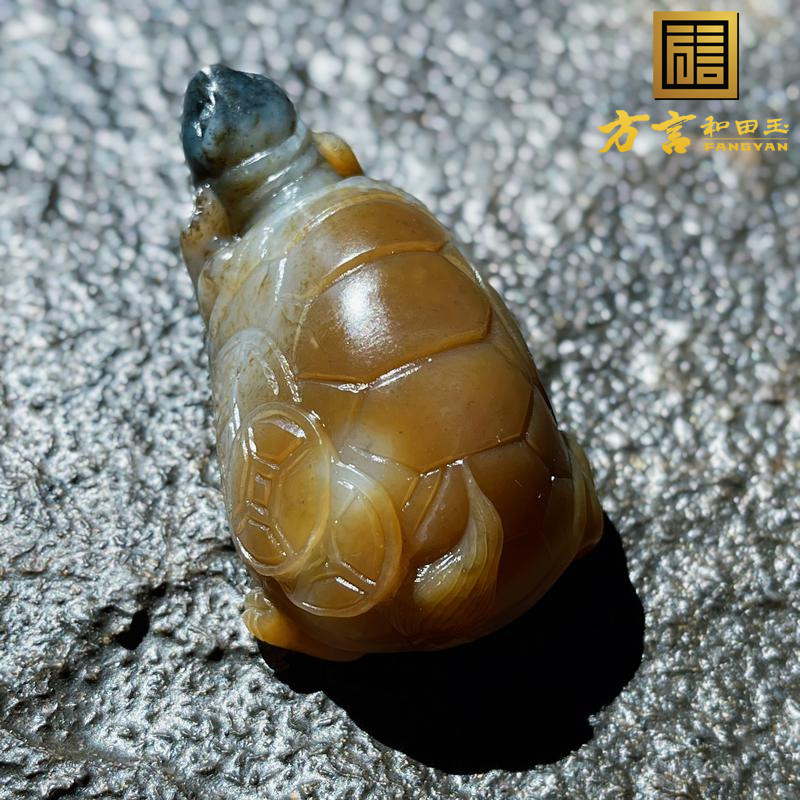 爆火方言精品级和田玉新疆细腻油润青花籽料带糖龙龟吊坠挂件w3
