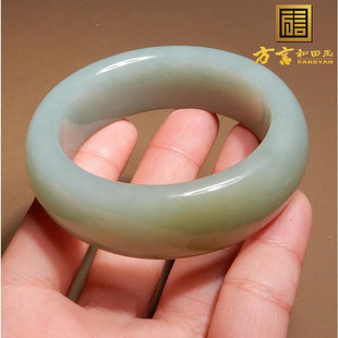 罕见巨漏方言精品和田玉佩戴级新疆且末蓝色基调带糖卡50mm手镯A6