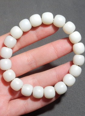 方言和田玉佩戴级新疆且末县细腻高油糯米达料卡10mm老型珠手链R2