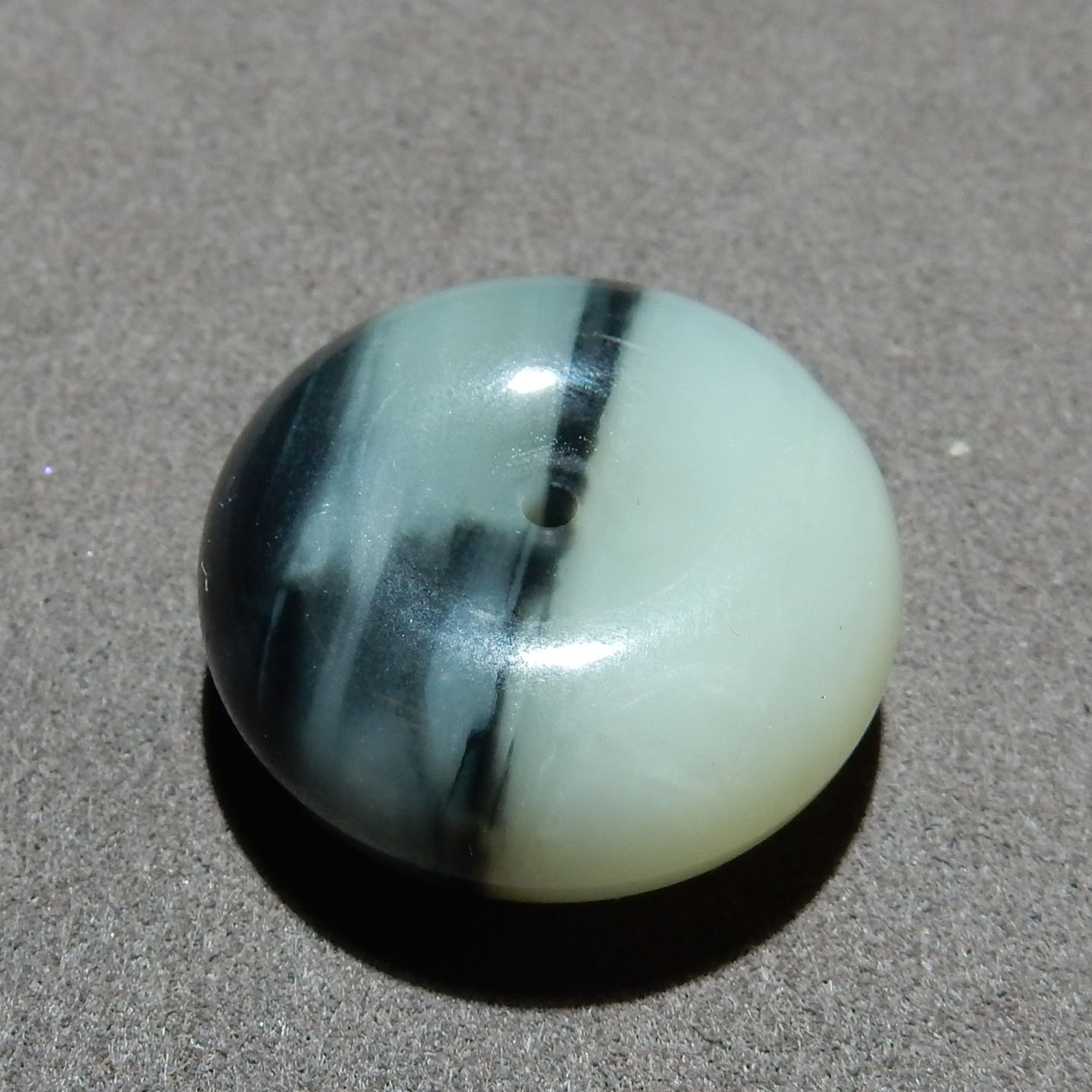 亏麻了方言和田玉新疆玉龙河黑白分明青花籽料一线天平安扣吊坠w