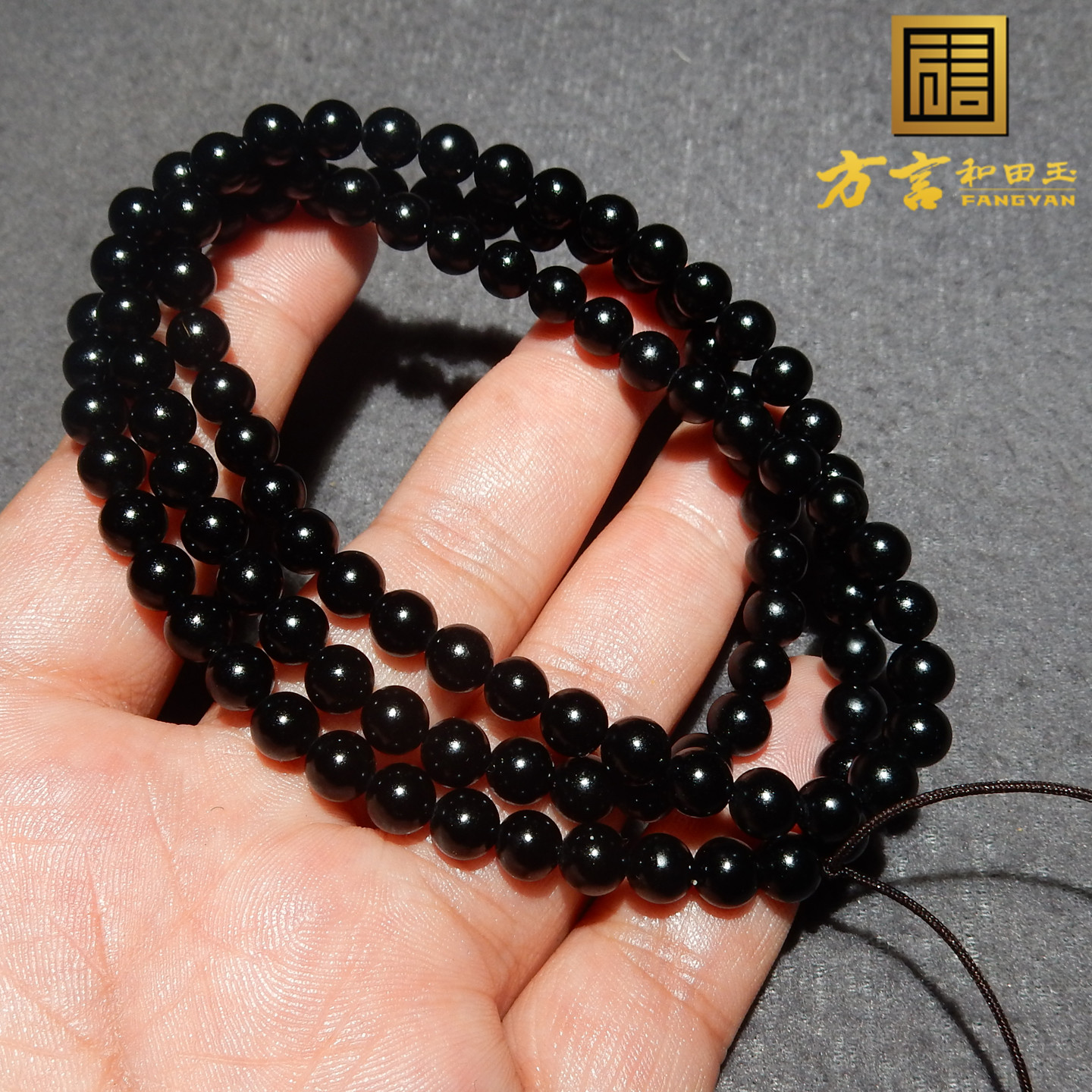 惊呆了方言和田玉精品佩戴级罕见油润细腻墨玉卡6mm精美毛衣链O8