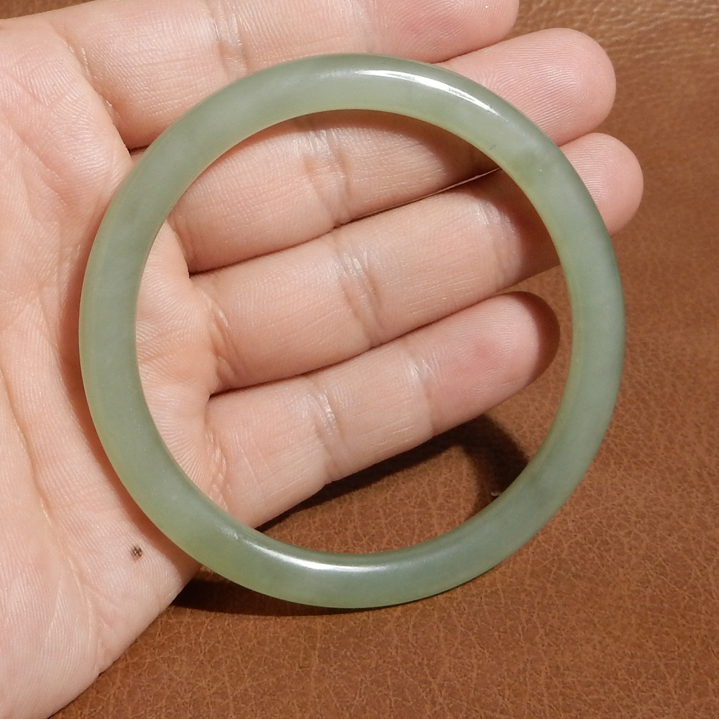 玉禧珠宝俄料老坑和田玉粉青碧玉微猫眼无黑点57mm细条手镯轻奢Q