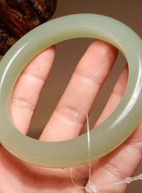 方言和田玉青海冰底淡晴水色手镯