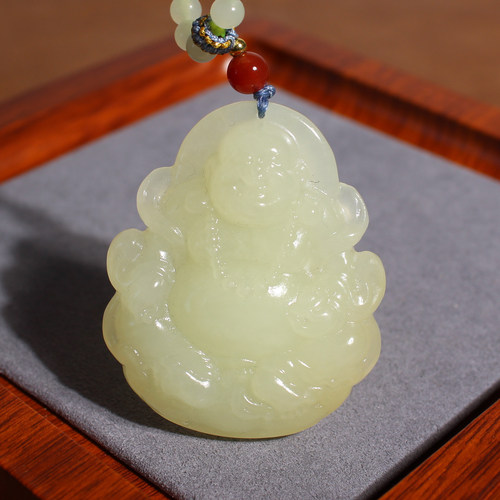 玉禧珠宝促销正宗青海油润透淡黄口料笑佛吊坠配同料卡5mm挂链A1