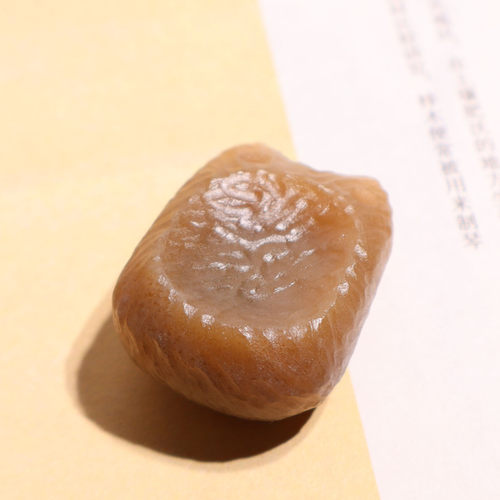 玉禧珠宝精品和田玉新疆细油糯且末老坑红糖玉猫猫手搓吊坠挂件A9