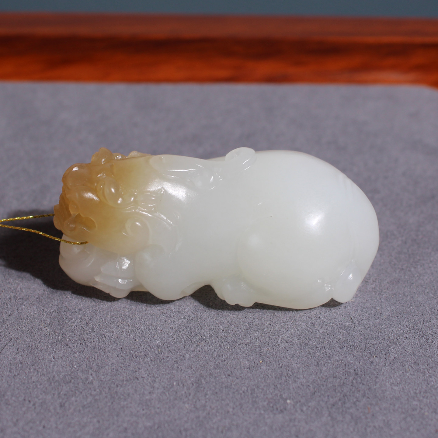 玉禧珠宝精品和田玉新疆细腻油糯且末料糖白玉瑞兽貔貅吊坠A1