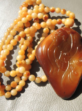 市场10万亏本回馈价2万粟黄鸡油黄色珍稀名品黄玉温凉玉籽料吊坠R