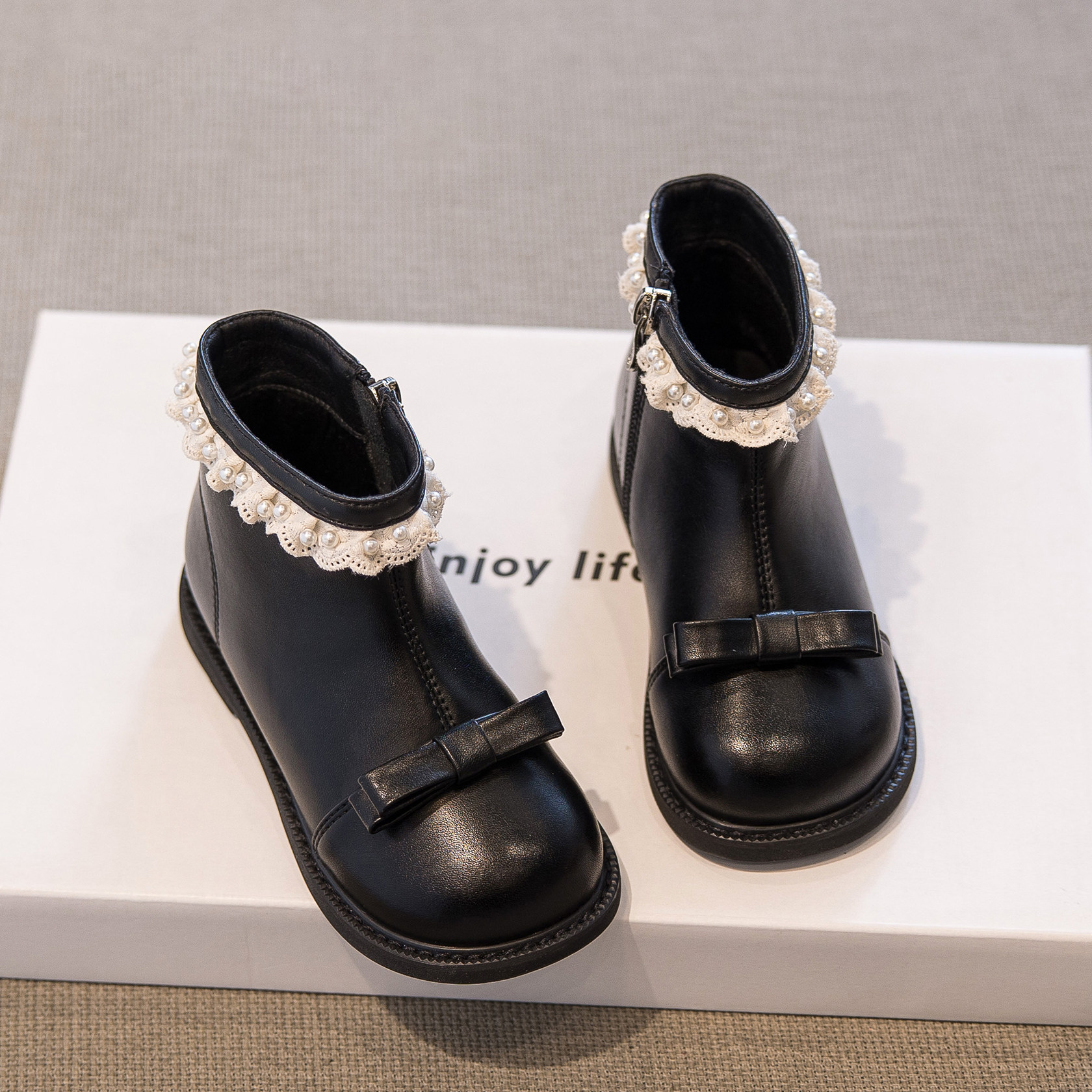 真皮女童短靴2025新款秋冬儿童马丁靴子小香风秋季女宝皮靴小皮鞋,童鞋/婴儿鞋/亲子鞋,皮靴,淘宝优惠券,粉丝福利购,淘宝优惠卷