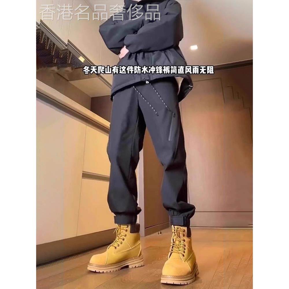美式登山工装裤女款2025年新款秋冬加绒束脚裤户外大码黑色冲锋裤