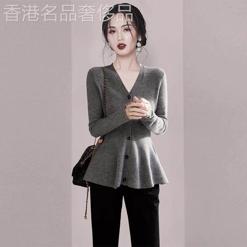 V领收腰针织衫女2025夏季新款设计感鱼尾荷叶边显瘦大尺码毛衣外