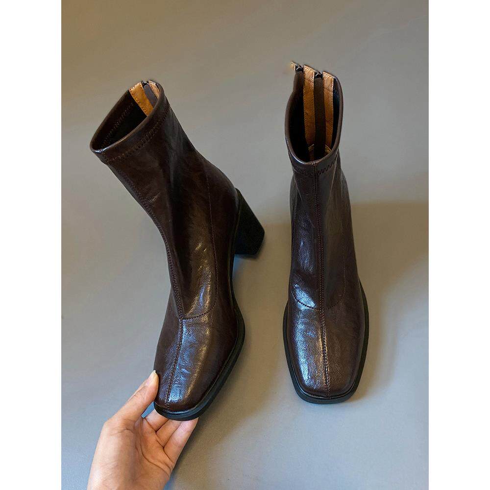 香港高跟短靴女2025秋冬新款方头马丁靴小个子覆古显瘦粗跟瘦瘦靴