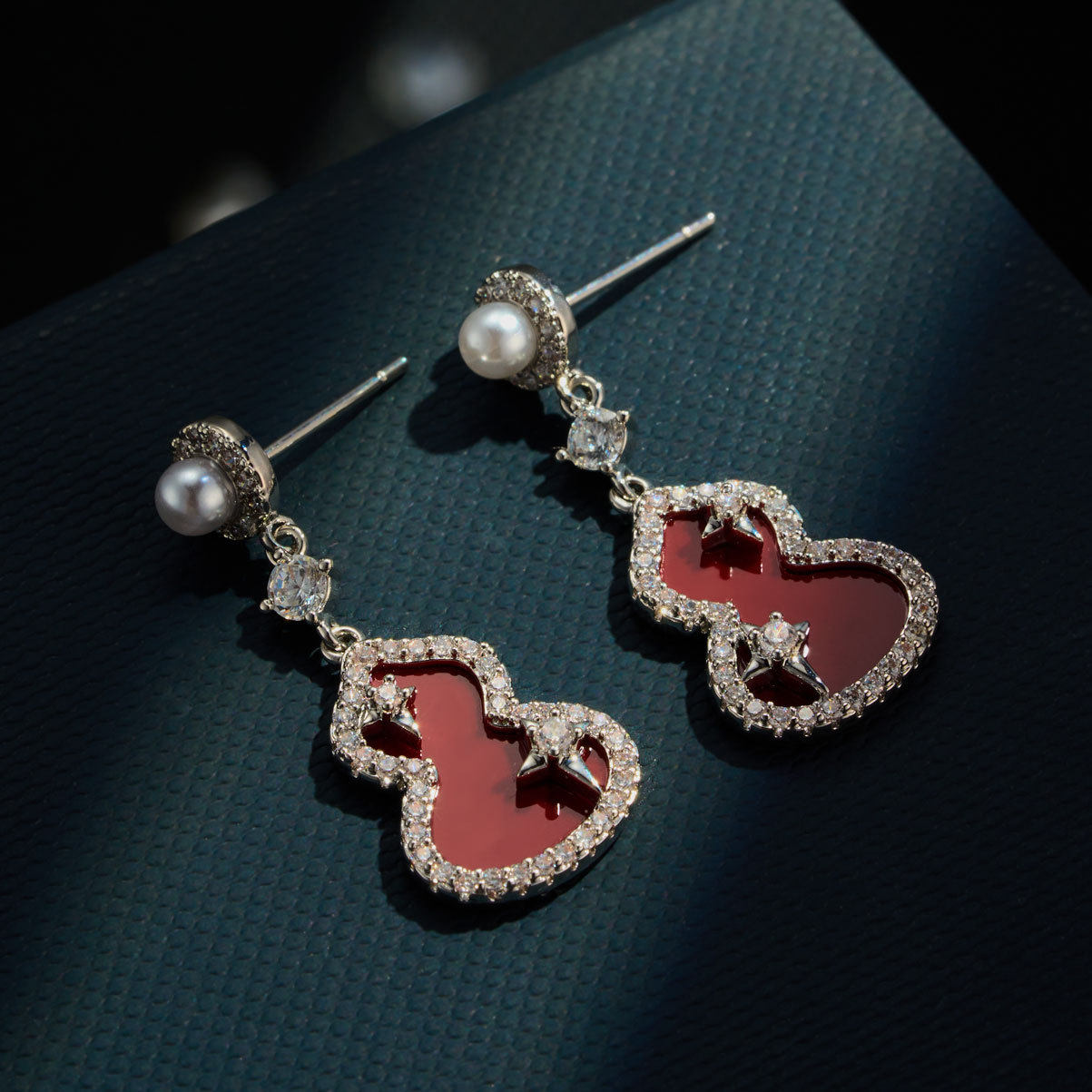 漂亮新中式红葫芦星芒耳坠铜合金微镶锆石板材s925银针耳钉耳饰