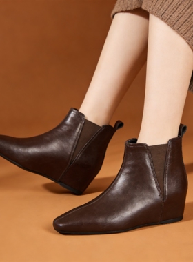 今年流行爆款切尔西靴女2026新款春季内增高显脚小尖头休闲短靴潮