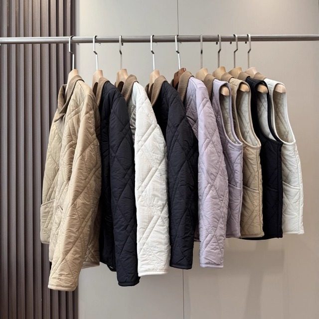 轻盈保暖巴恩风翻领马甲棉服外套