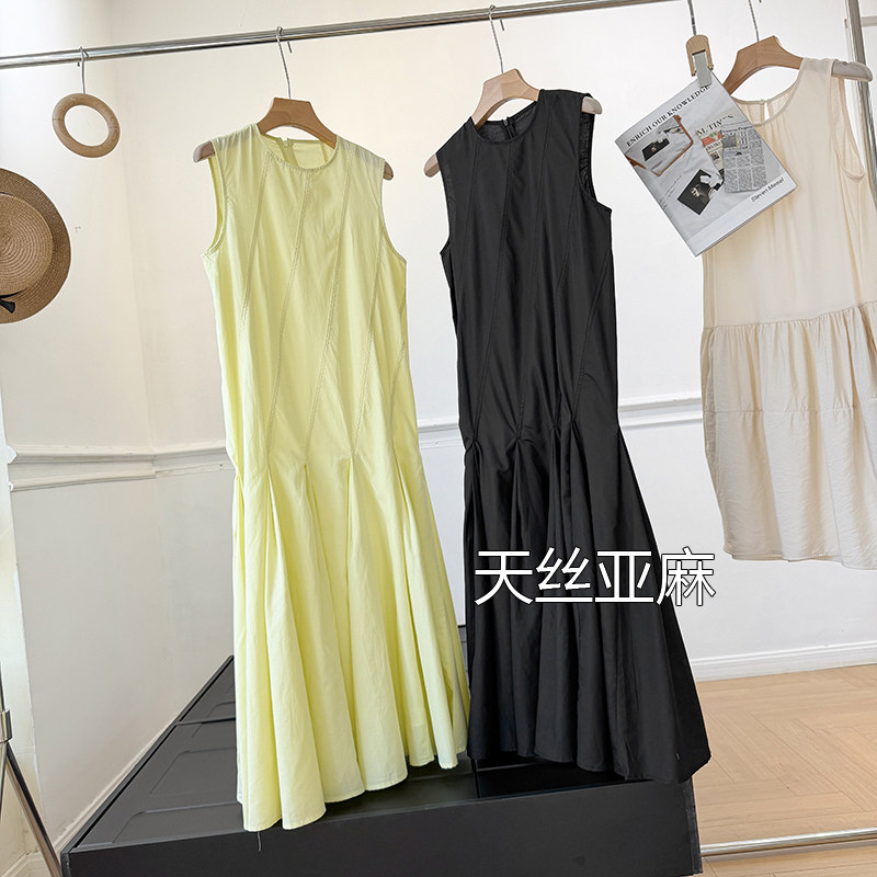 莱赛尔+亚麻混纺压褶无袖连衣裙