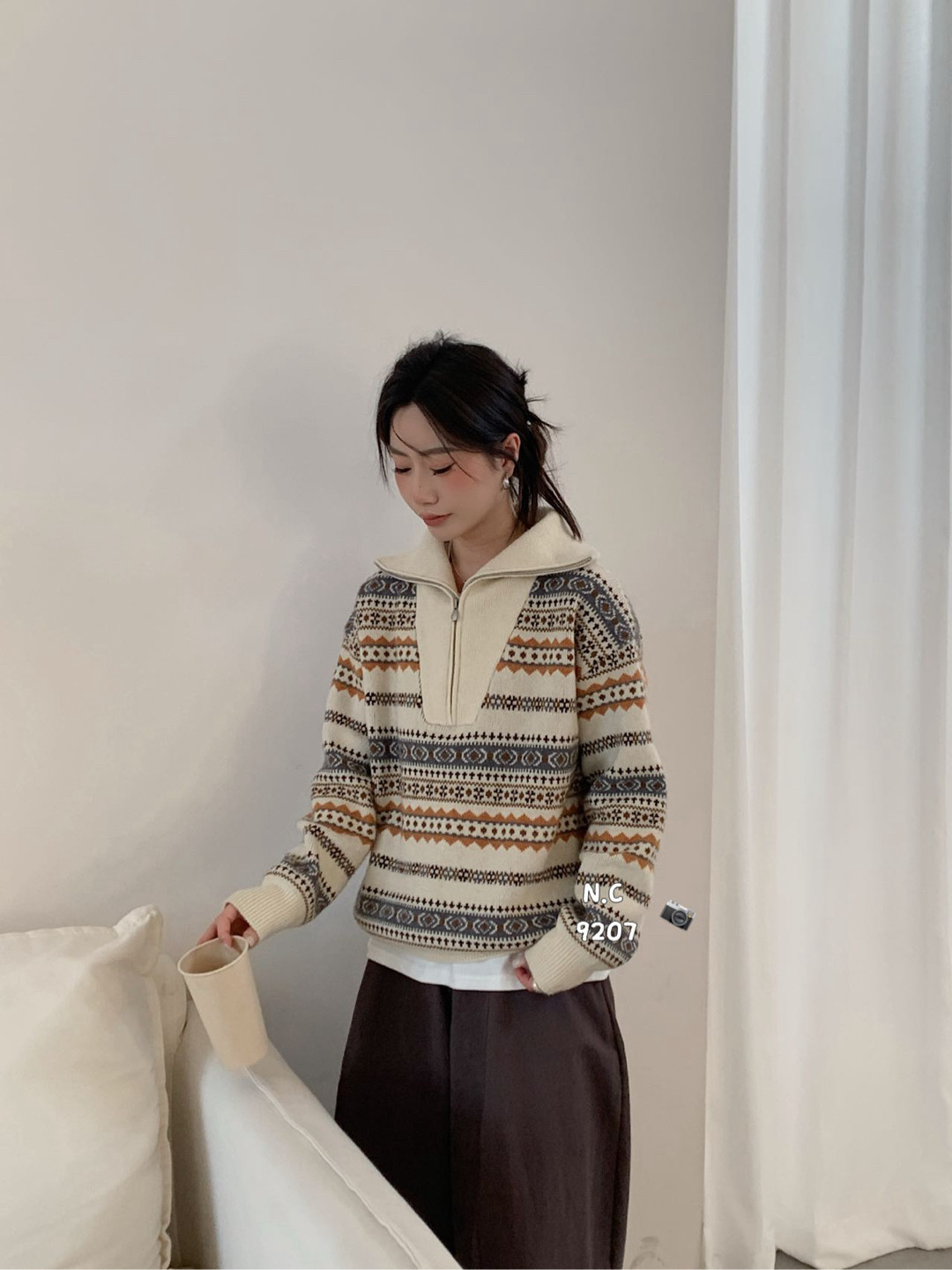 YOYO-2025新款韩版宽松慵懒风圆领提花毛衣女秋冬针织开衫外套