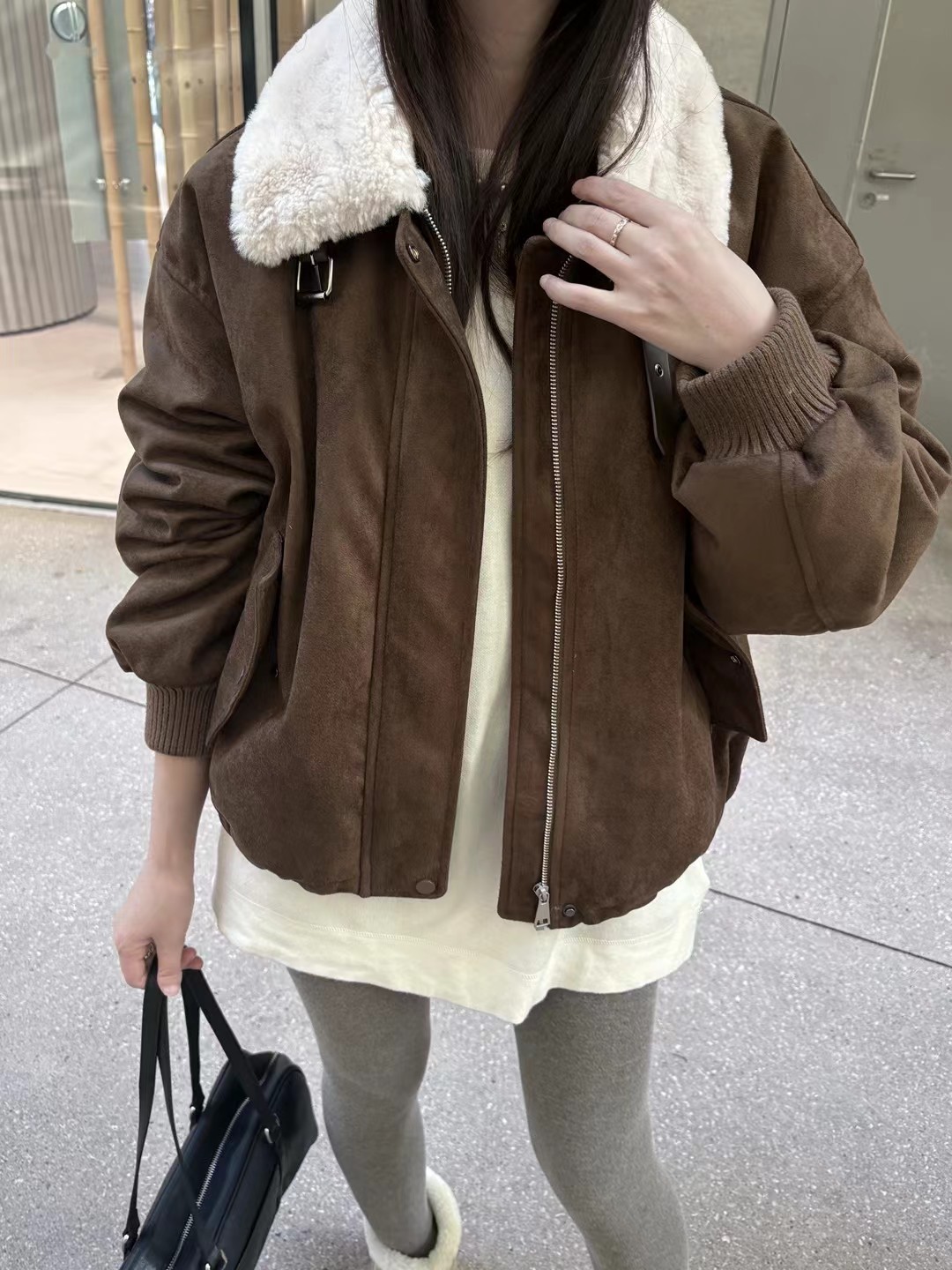 YOYO-短款麝皮绒翻毛领羽绒皮毛一体外套女百搭休闲宽松羽绒服女