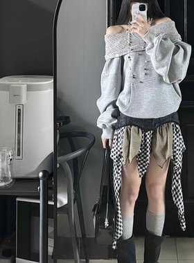 SALTHe盐茶丨博尔赫斯斜肩一字领宽松套头连帽卫衣露肩上衣女