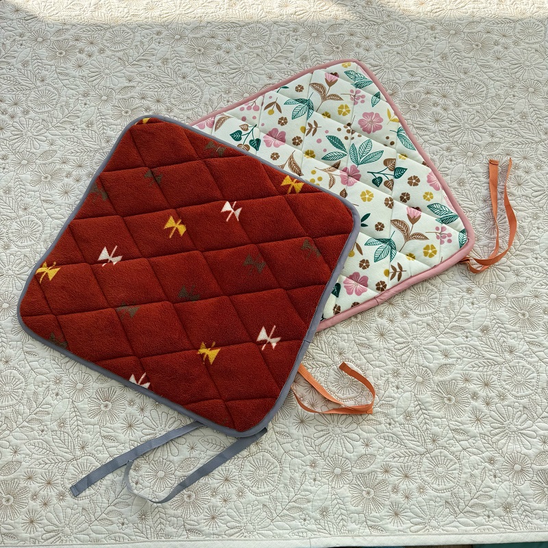 日本订单 法兰绒绗缝座椅垫 44X44cm  海绵填充不变形特价