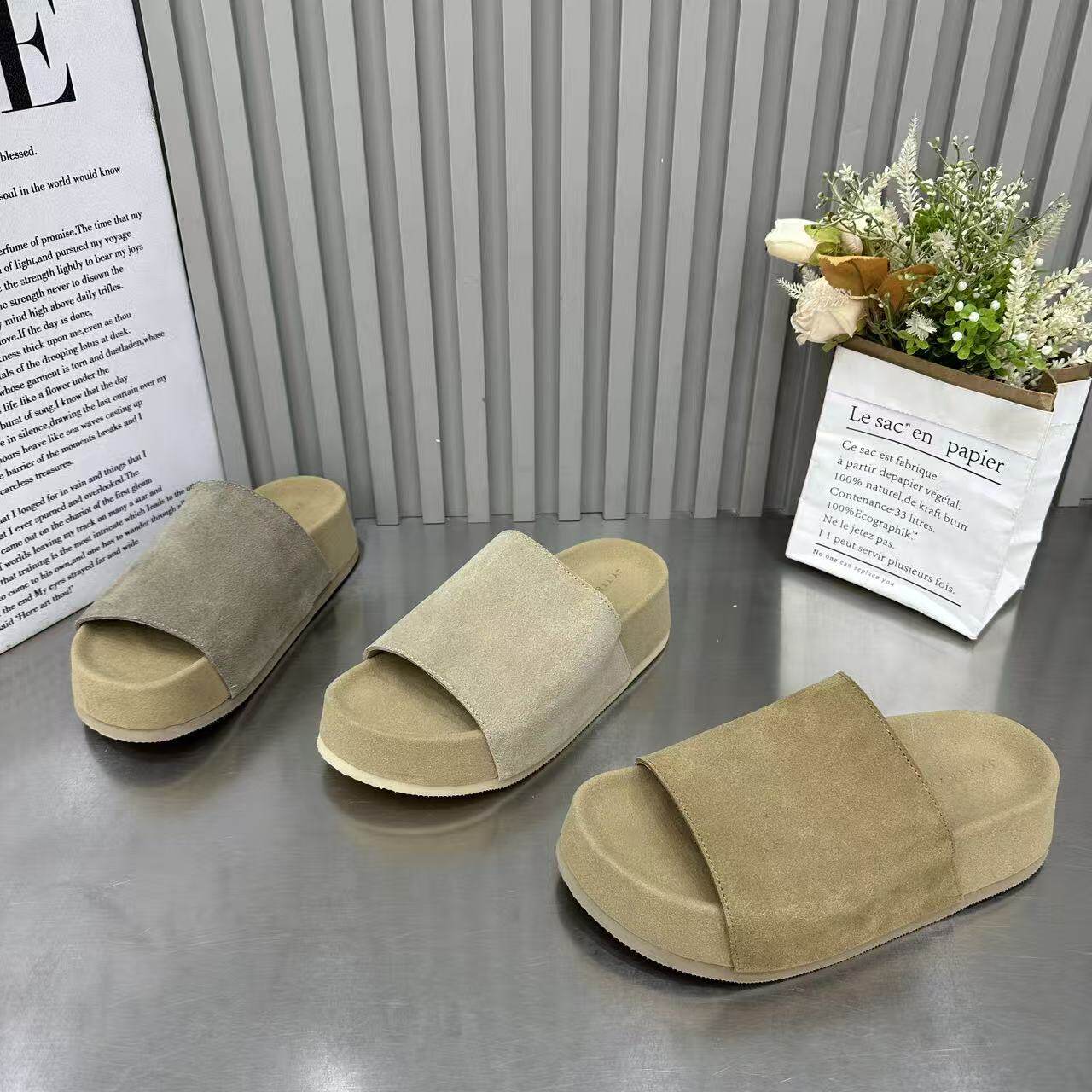 欧洲站复古厚底一字带凉拖鞋女2026夏季新款磨砂休闲外穿露趾拖鞋