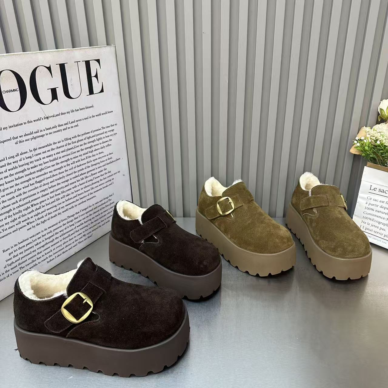 欧货磨砂厚底加绒勃肯鞋女2025冬季新款松糕小个子一脚蹬乐福棉鞋