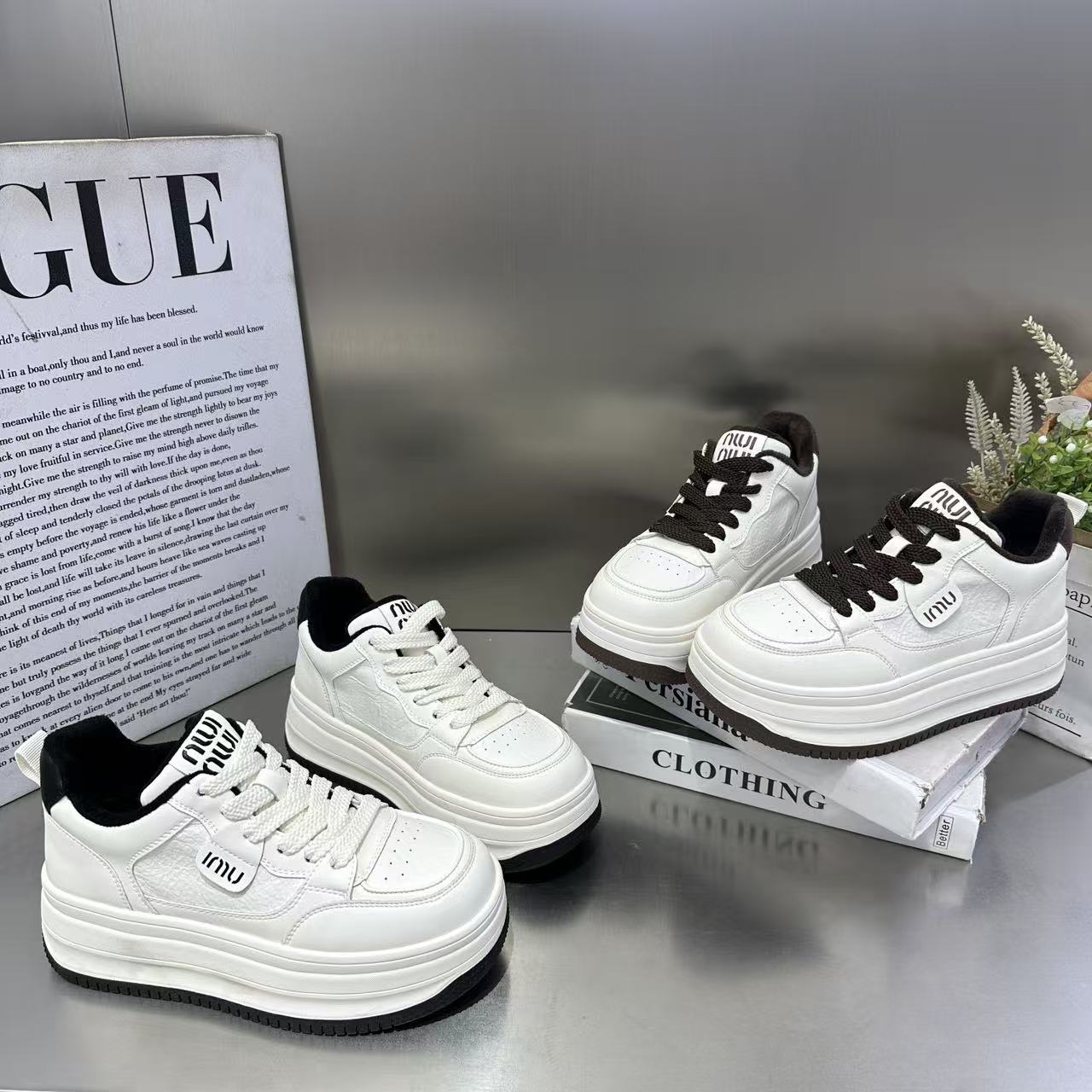 欧货厚底增高百搭休闲鞋女2025冬季新款鞋子小个子加绒低帮小白鞋