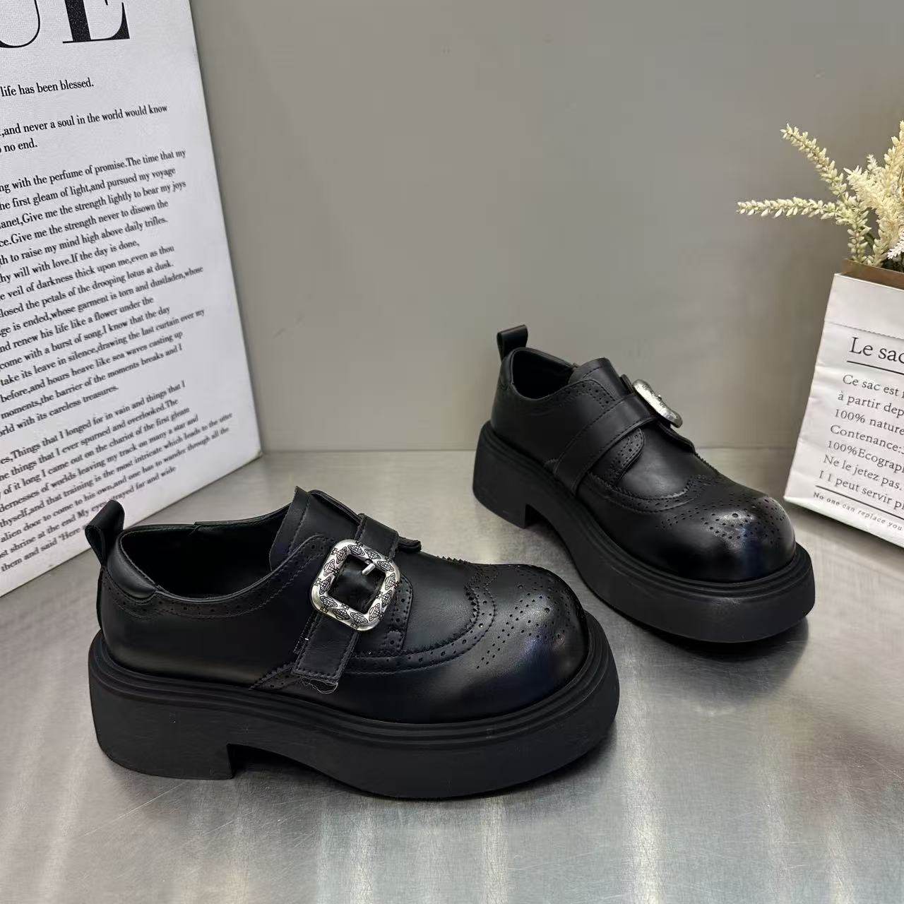 欧货英伦风厚底黑色乐福鞋女2025年新款春季魔术贴乐复古粗跟单鞋,女鞋,棉鞋,淘宝优惠券,粉丝福利购,淘宝优惠卷