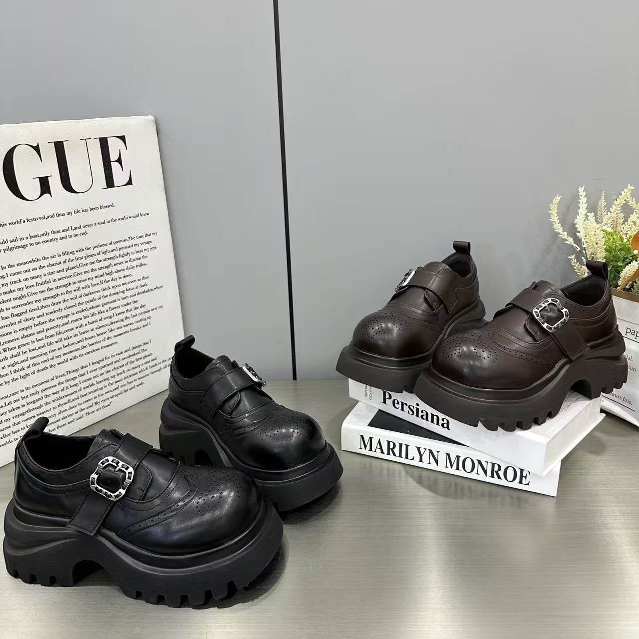 欧洲站2026春季新款英伦风厚底乐福鞋女复古圆头小学院风粗跟单鞋,女鞋,棉鞋,淘宝优惠券,粉丝福利购,淘宝优惠卷