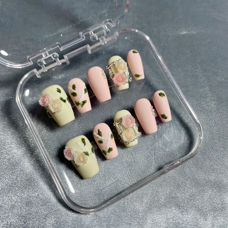 山茶花立体油画纯手工穿戴甲甜酷风花季少女春夏油画款美甲,彩妆/香水/美妆工具,穿戴甲/甲片,淘宝优惠券,粉丝福利购,淘宝优惠卷