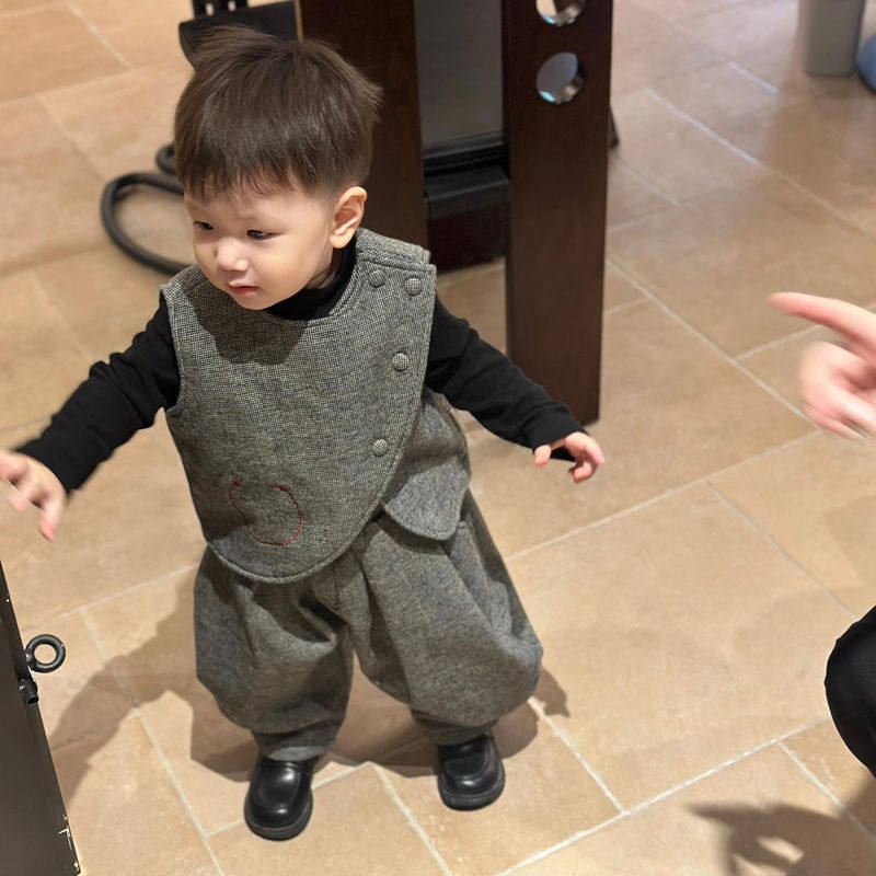 男童痞帅小少爷套装冬装洋气儿童加棉马甲裤子周岁宝宝衣服两件套